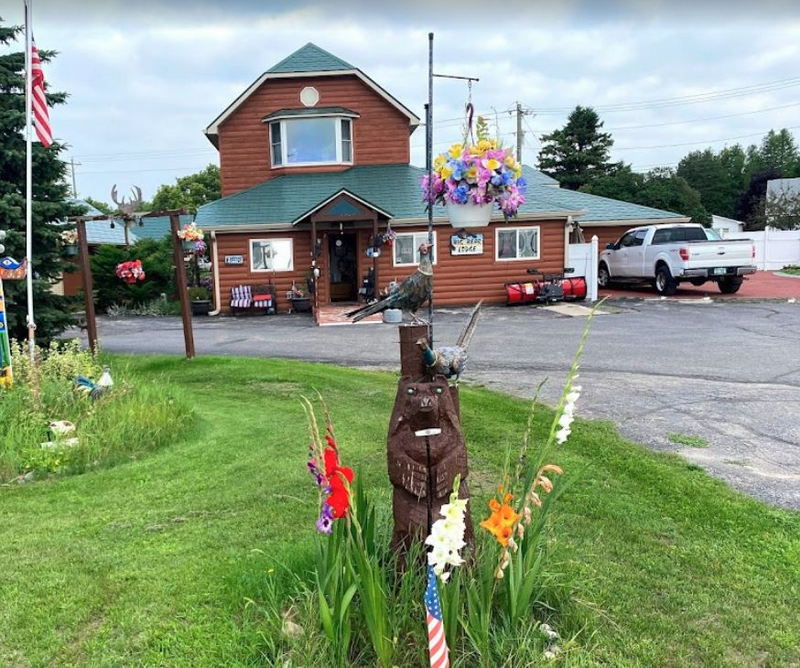 Big Bear Lodge (Burks Motel, Van-D Motel) - From Web Listing (newer photo)